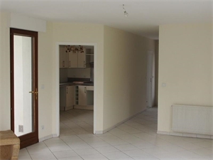 maison à la location -   33700  MERIGNAC, surface 141 m2 location maison - UBI435746321